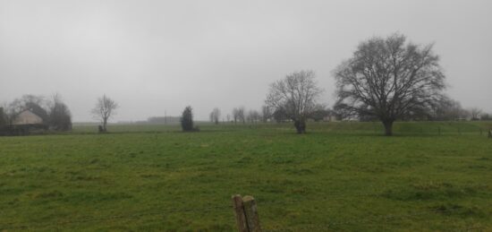 Terrain à bâtir à Le Bec-Hellouin, Normandie