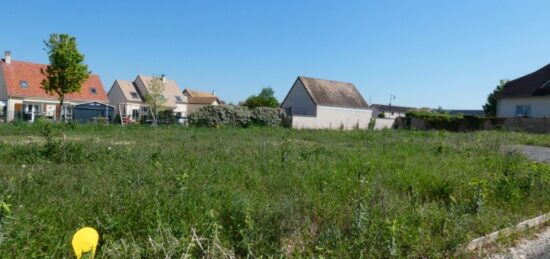 Terrain à bâtir à Ivry-la-Bataille, Normandie