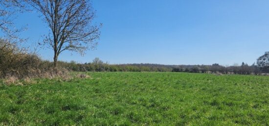 Terrain à bâtir à Les Baux-de-Breteuil, Normandie