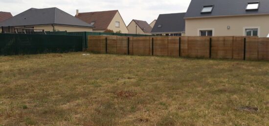 Terrain à bâtir à Courcelles-sur-Seine, Normandie