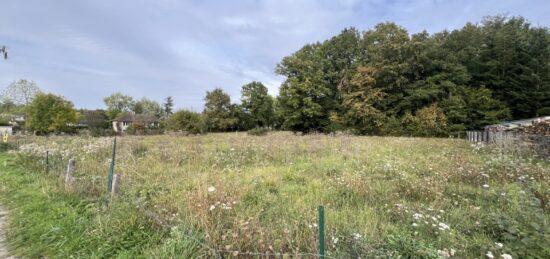 Terrain à bâtir à Saint-Léger-de-Rôtes, Normandie