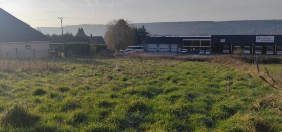 Terrain à bâtir à Corneville-sur-Risle, Normandie