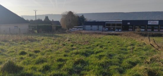 Terrain à bâtir à Corneville-sur-Risle, Normandie