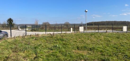 Terrain à bâtir à Les Authieux-sur-le-Port-Saint-Ouen, Normandie