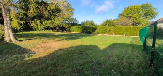 Terrain à bâtir à Le Vaudreuil, Normandie