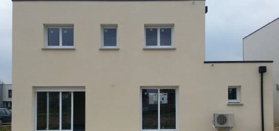 Maison neuve à Éragny, Île-de-France