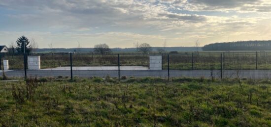 Terrain à bâtir à Les Authieux-sur-le-Port-Saint-Ouen, Normandie