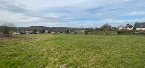 Terrain à bâtir à Corneville-sur-Risle, Normandie