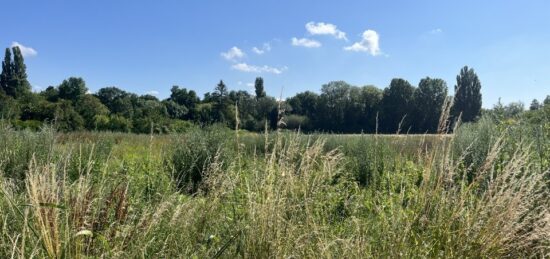 Terrain à bâtir à Le Vaudreuil, Normandie