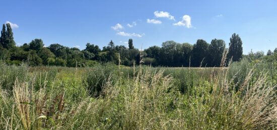 Terrain à bâtir à Le Vaudreuil, Normandie